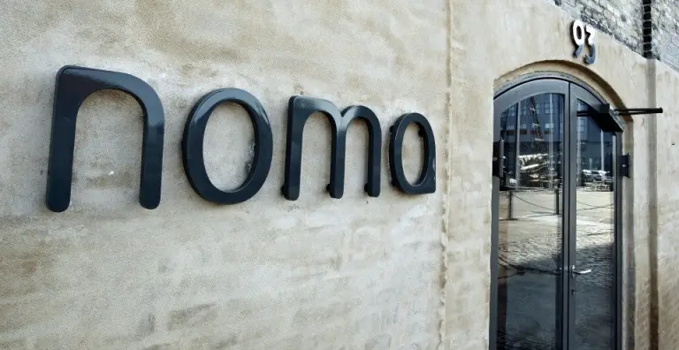 Eten in restaurant Noma