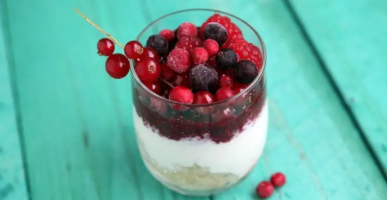 Healthy cheesecake uit een glas (zonder bakken)