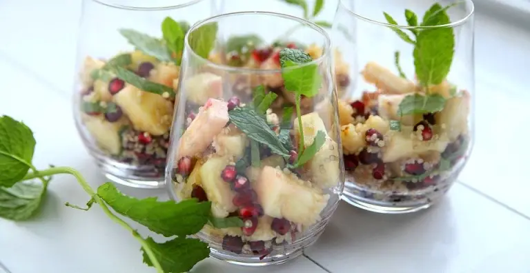 Quinoa fruitsalade met munt