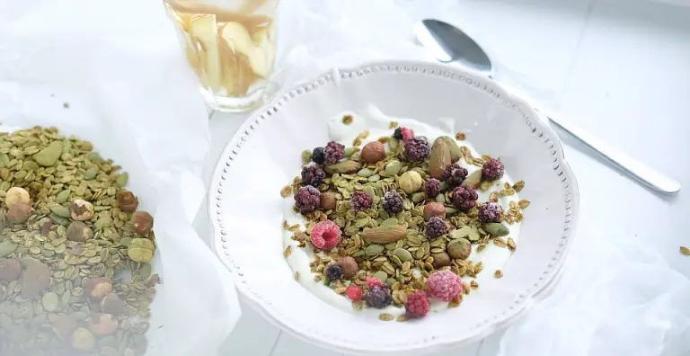 Matcha Granola