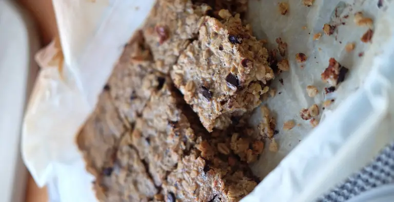 Gezond dessertje: Banaan-pinda flapjack