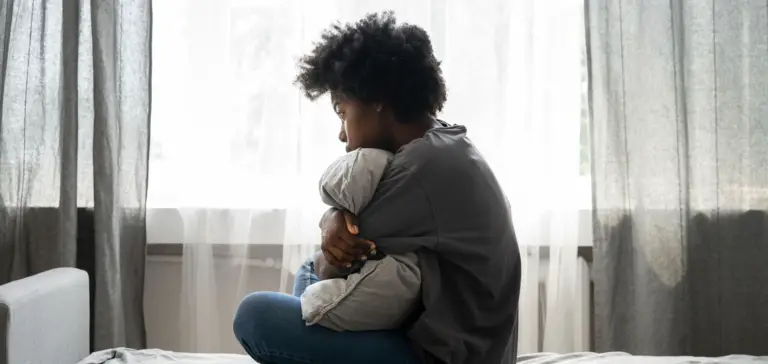 Hoe omgaan met je eigen ervaring van verdriet en rouw